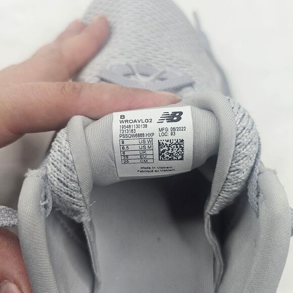 NEW BALANCE FRESH FOAM ROAV V2 size 8 - Picture 7 of 9